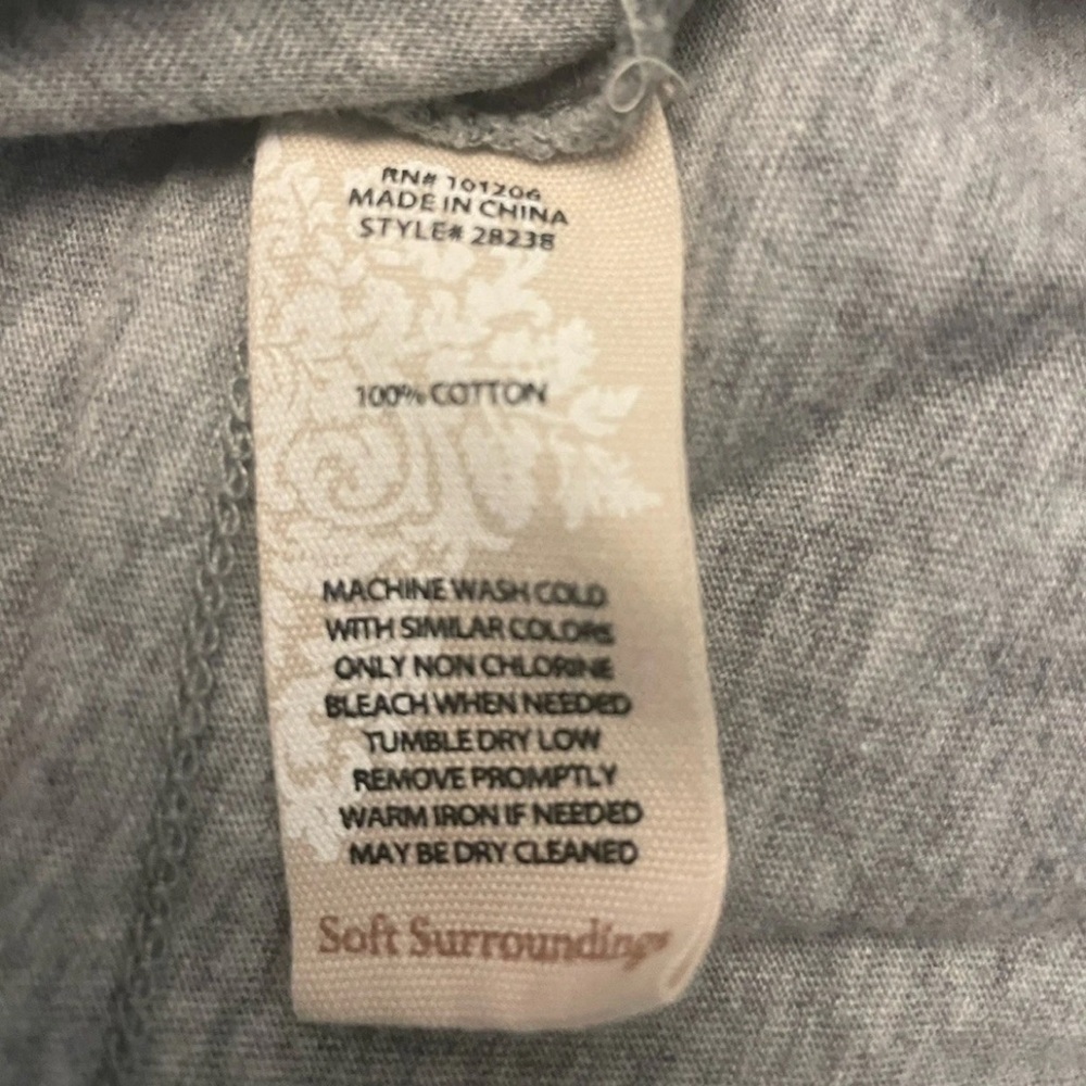 NWOT Soft Surroundings Tatum Top Relaxed 3/4 Sleeve Size M gray heather Cotton - Picture 4 of 8